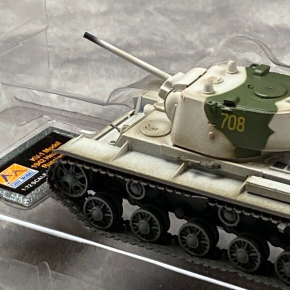 Easy Model 36291 WWII Ground Armor KV-1 1942 Heavy Tank Russian Army 1/72 Scale - Picture 1 of 16